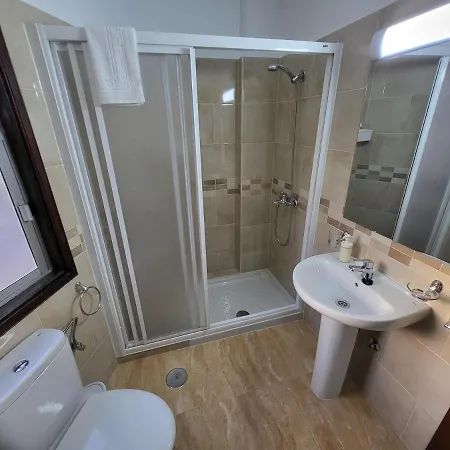 Coral 2 - 3 Bedroom In Abrigos
